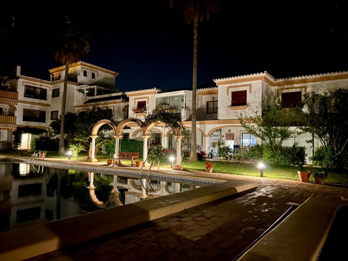 Planta Baja Con Porche Y Piscina, Cerca Del Mar Apartman Denia Kültér fotó