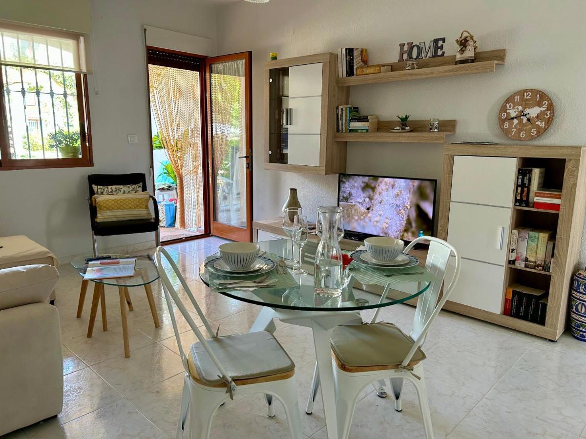 Planta Baja Con Porche Y Piscina, Cerca Del Mar Apartman Denia Kültér fotó