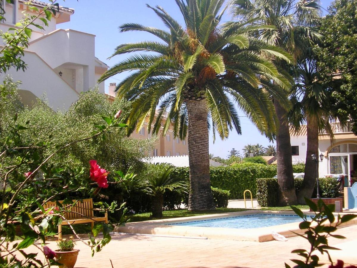 Planta Baja Con Porche Y Piscina, Cerca Del Mar Apartman Denia Kültér fotó